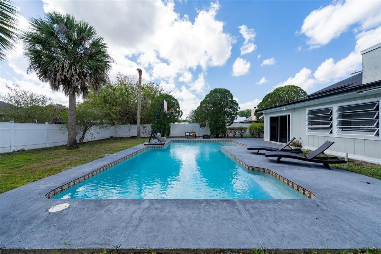 211 S Shadow Bay Drive, Orlando, FL 32825 Photo