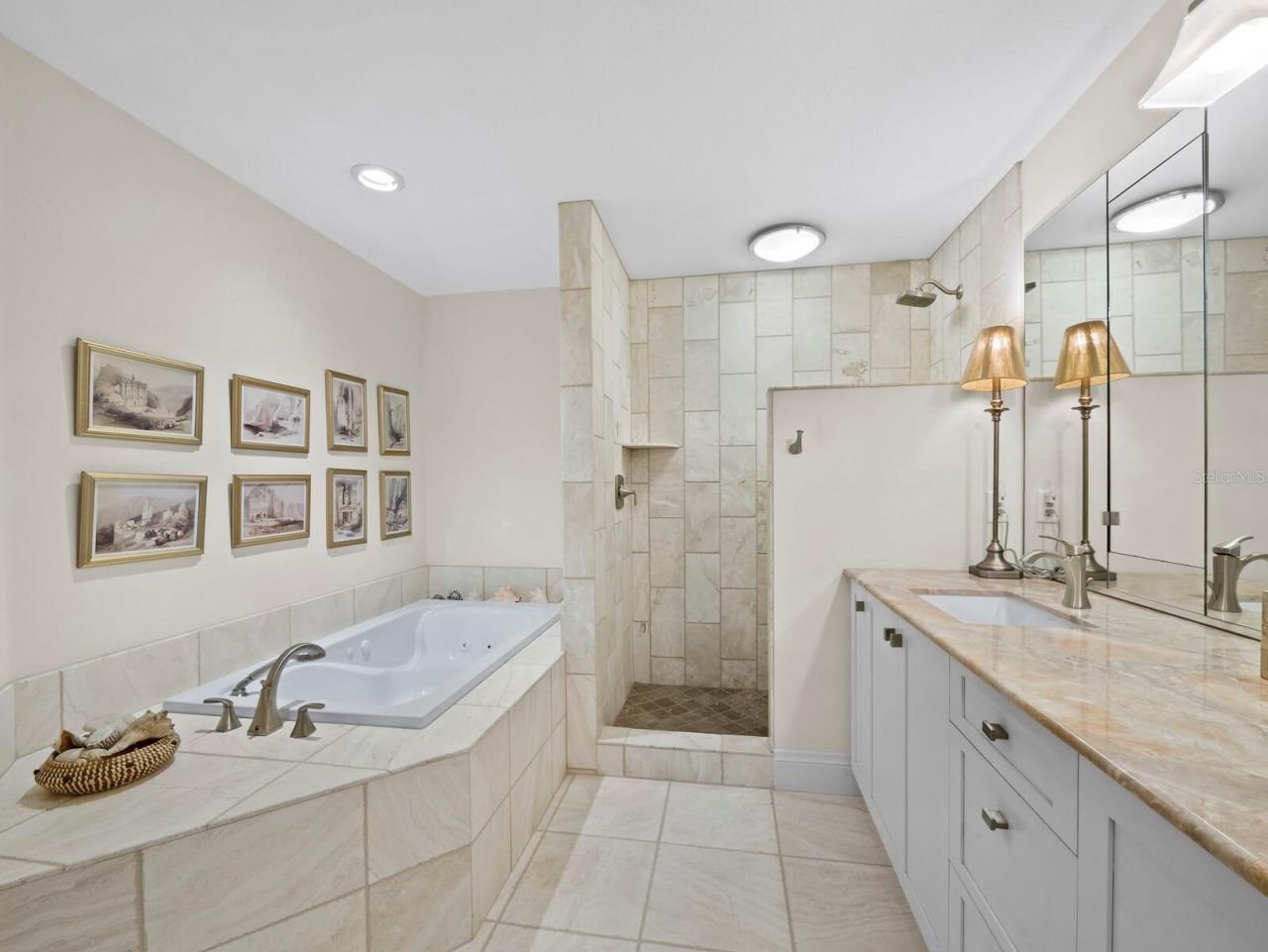 3466 Winding Oaks Drive, Unit 35, Longboat Key, FL 34228 Photo