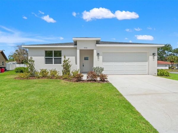 5749 BACARDI COURT , HOLIDAY, FL 34690