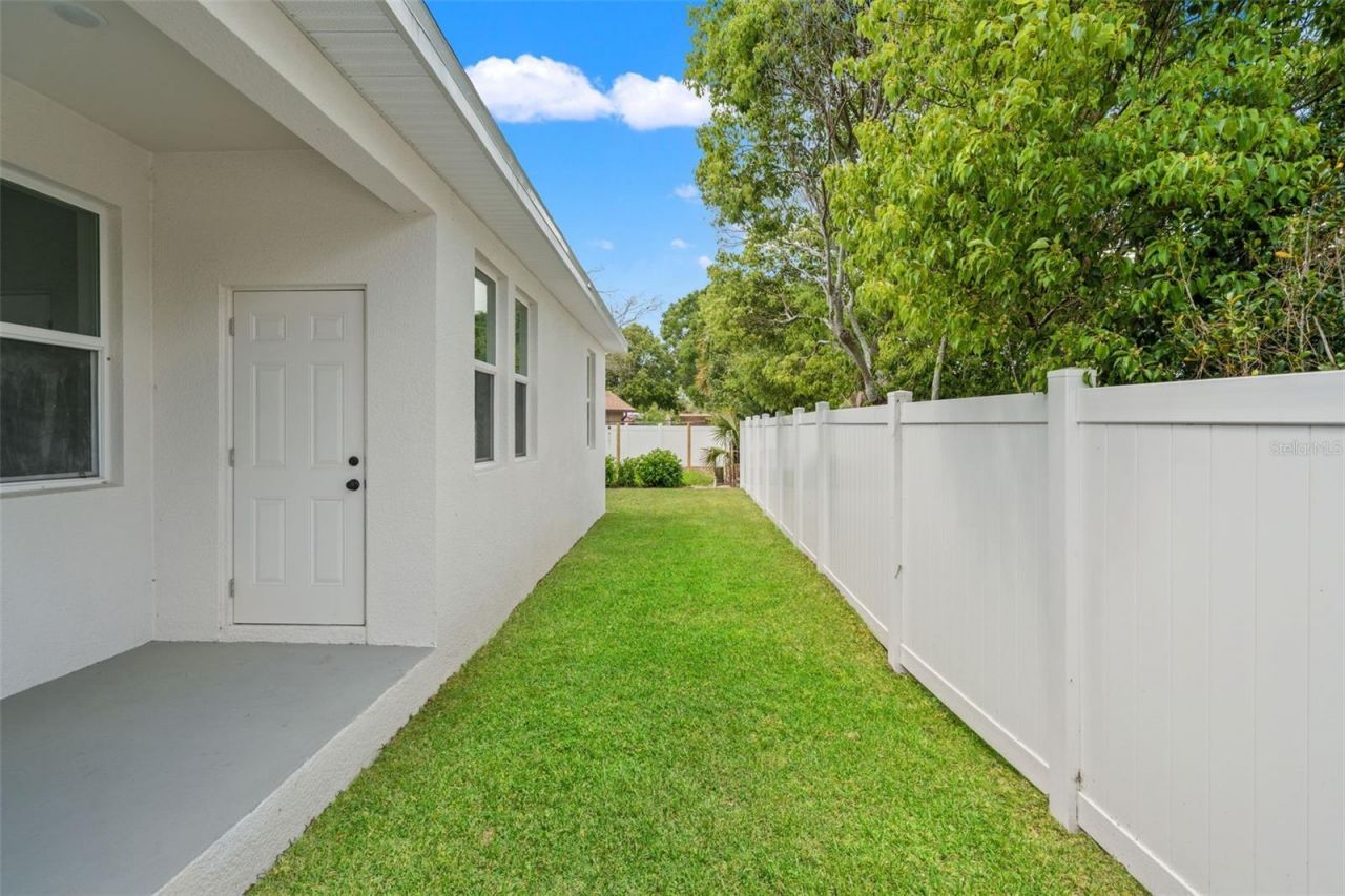 5749 Bacardi Court , Holiday, FL 34690 Photo