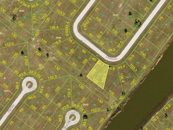 24 WILLOW ROAD , PLACIDA, FL 33946