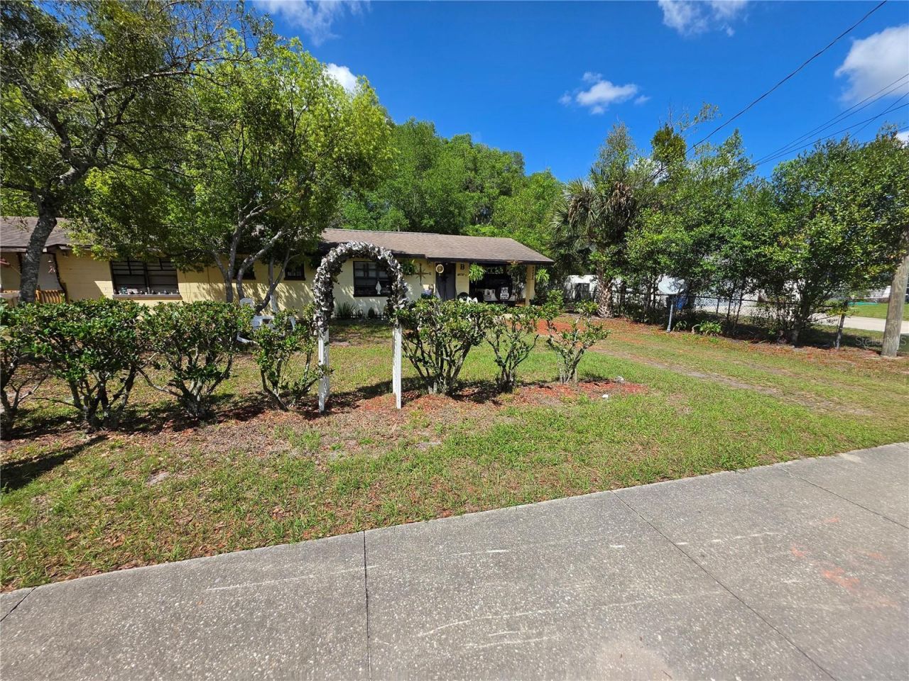 1403 E Voorhis Avenue, Deland, FL 32724 Photo