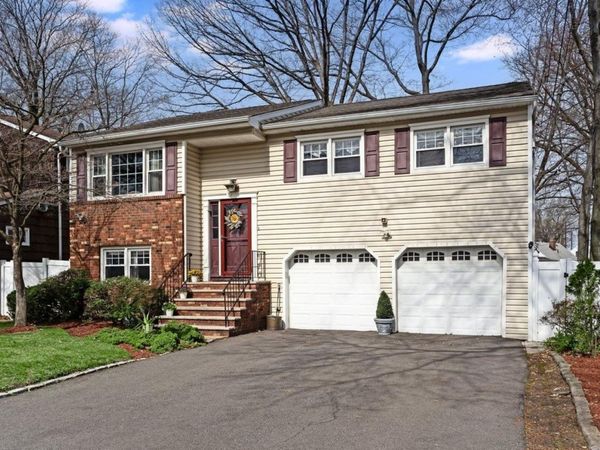 760 Summit Rd, Union, NJ 07083