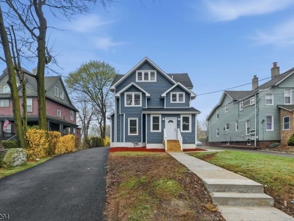 82 Grove St, Montclair, NJ 07042