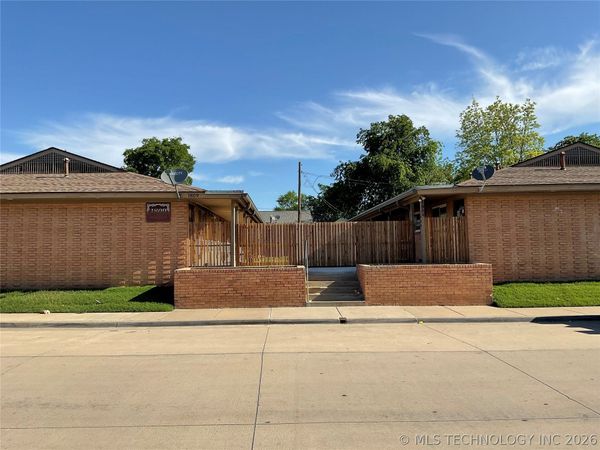 1809 E 2nd Street, Unit 11, Tulsa, OK 74104