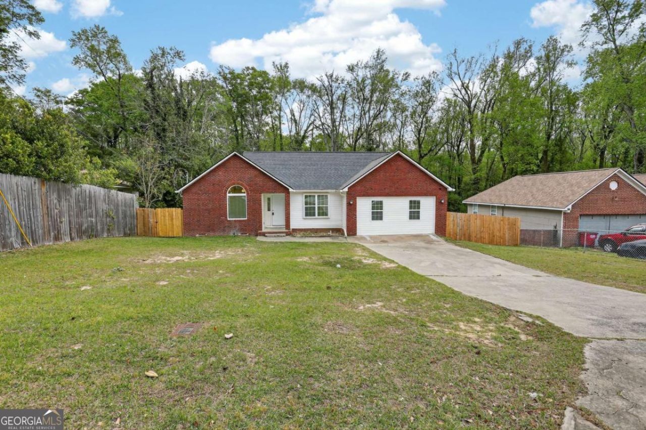 2419 Bristol Drive, Macon, GA 31217 Main Photo