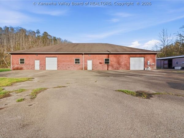 589 Adkins Branch Road, St Albans, WV 25177