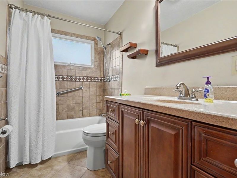 1784 Empire Road , Wickliffe, OH 44092 Photo 15