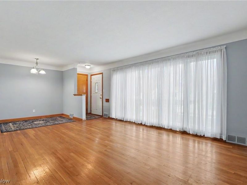 1784 Empire Road , Wickliffe, OH 44092 Photo 2