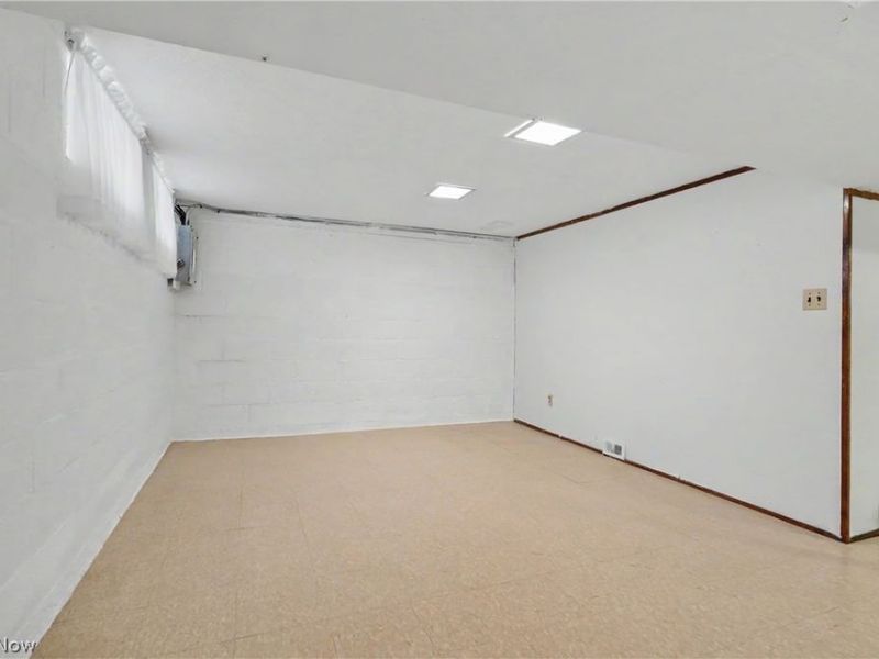 1784 Empire Road , Wickliffe, OH 44092 Photo 23