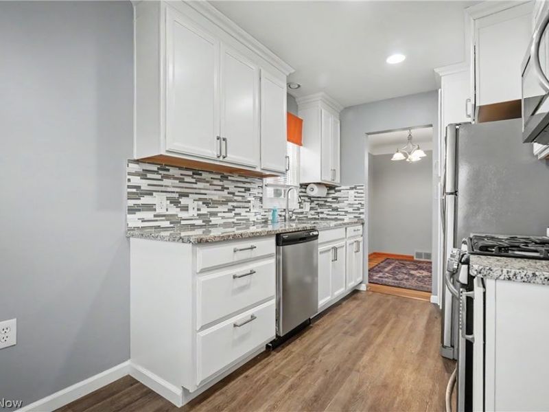 1784 Empire Road , Wickliffe, OH 44092 Photo 5