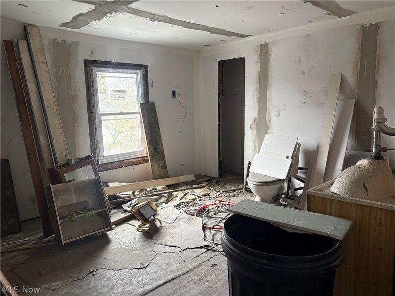 122 W Chestnut Street , Lisbon, OH 44432 Photo 5