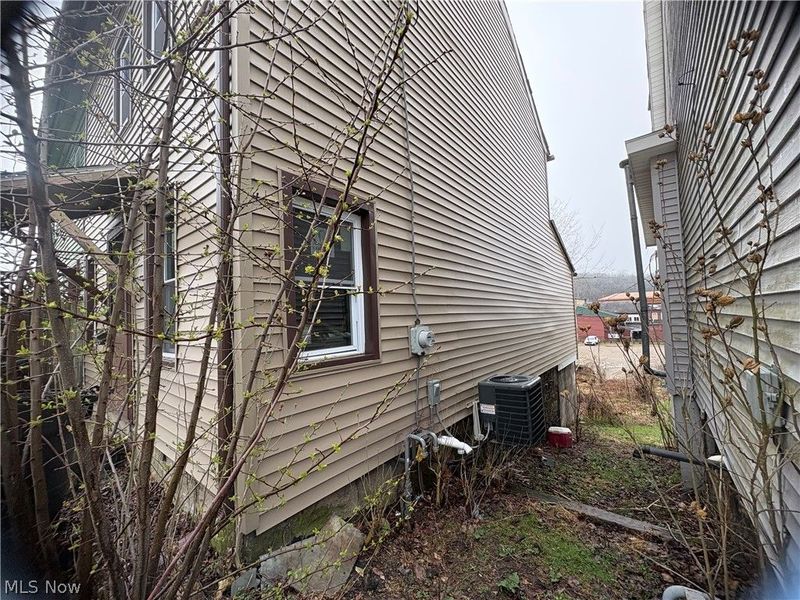 122 W Chestnut Street , Lisbon, OH 44432 Photo 6