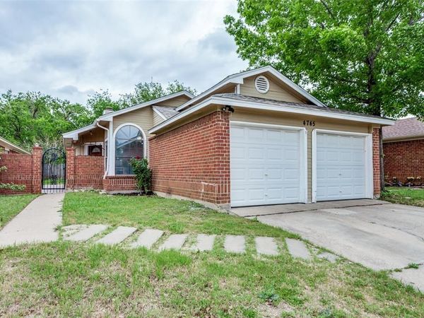 4745 Poppy Drive E, Fort Worth, TX 76137