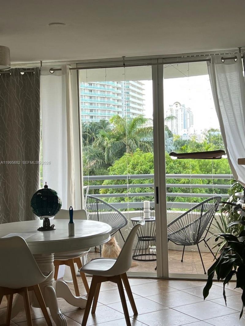 1401 Bay Rd , Unit 412, Miami Beach, FL 33139 Photo