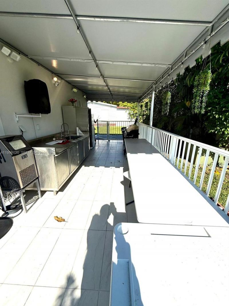 5371 NW 200th Terrace, Unit lot 409, Miami Gardens, FL 33055 Photo