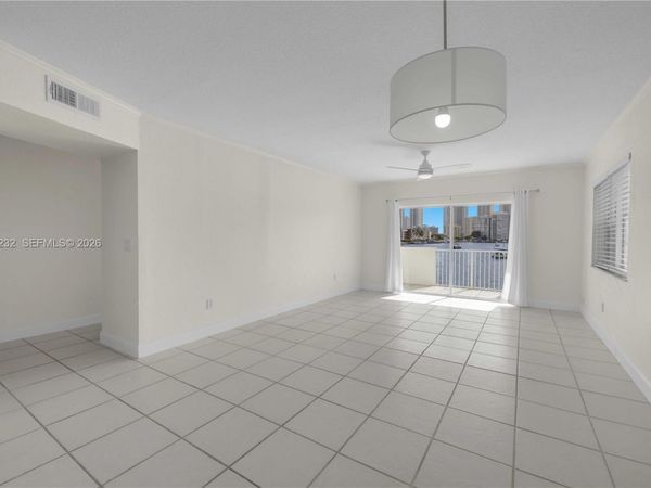 462 Golden Isles Dr , Unit 210, Hallandale Beach, FL 33009