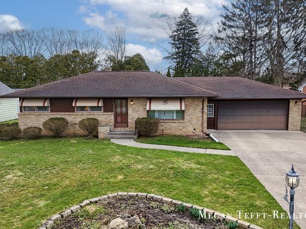 900 Maynard NW, Grand Rapids, MI 49504