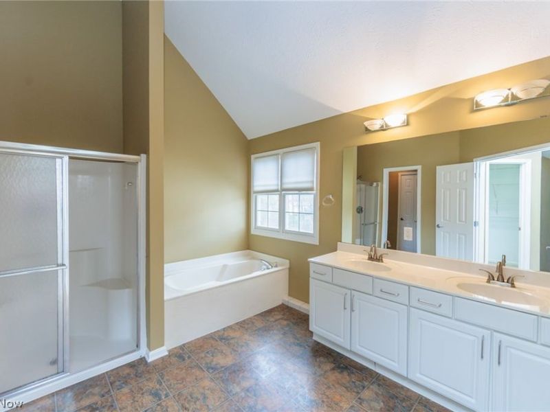 17918 Princeton Circle, Strongsville, OH 44149 Photo 25