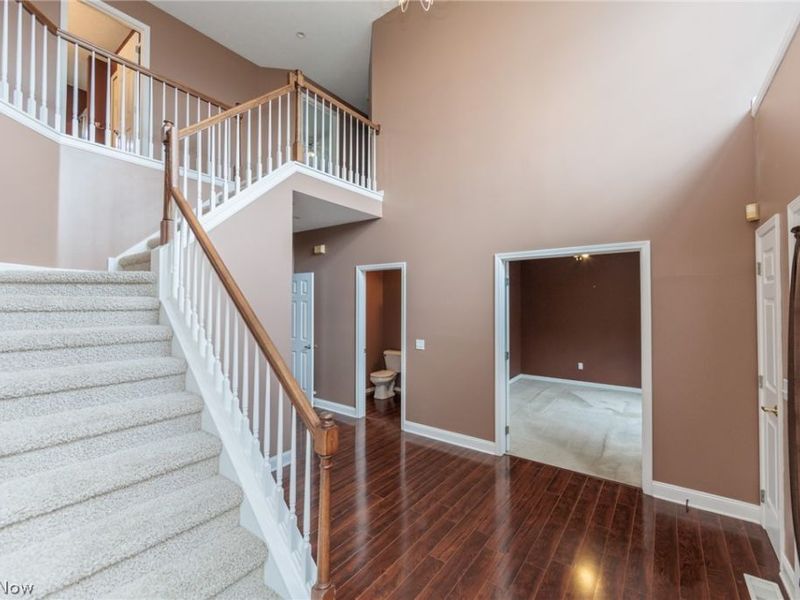 17918 Princeton Circle, Strongsville, OH 44149 Photo 3