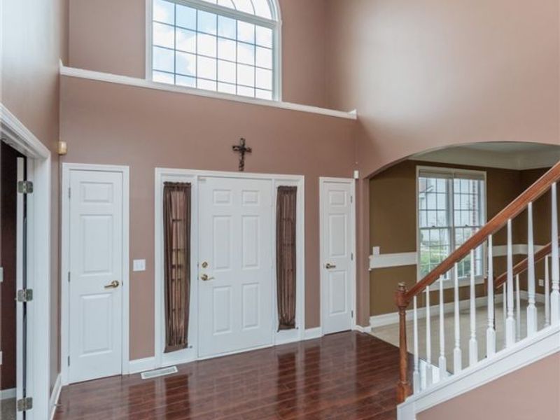 17918 Princeton Circle, Strongsville, OH 44149 Photo 4