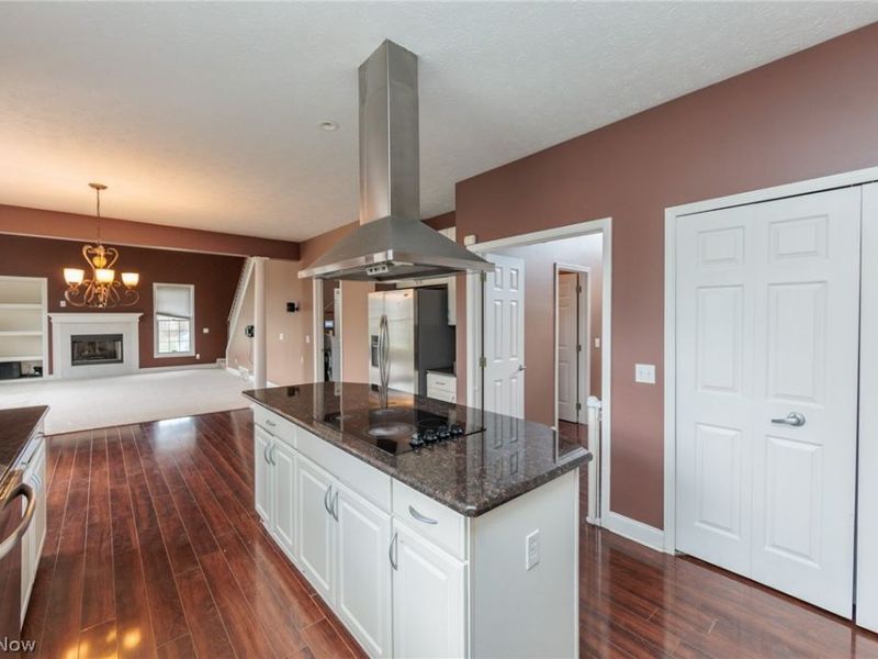 17918 Princeton Circle, Strongsville, OH 44149 Photo 5