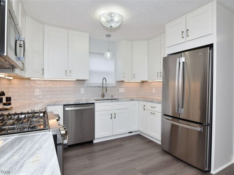 2092 W 81st Street , Cleveland, OH 44102 Photo 15