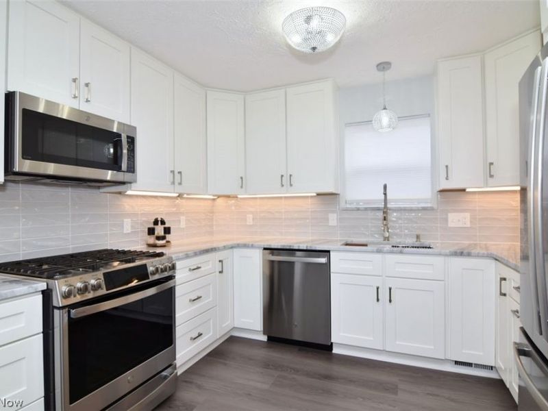 2092 W 81st Street , Cleveland, OH 44102 Photo 17