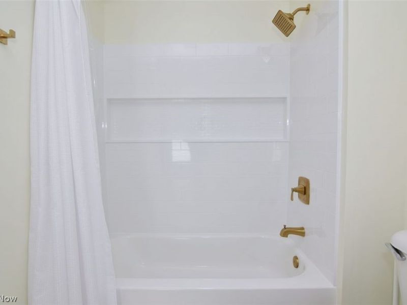 2092 W 81st Street , Cleveland, OH 44102 Photo 25