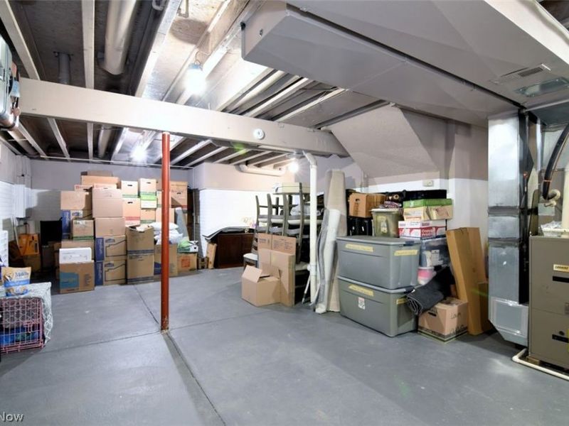 2092 W 81st Street , Cleveland, OH 44102 Photo 32