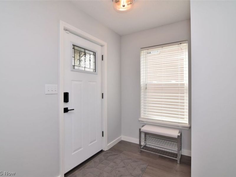 2092 W 81st Street , Cleveland, OH 44102 Photo 6