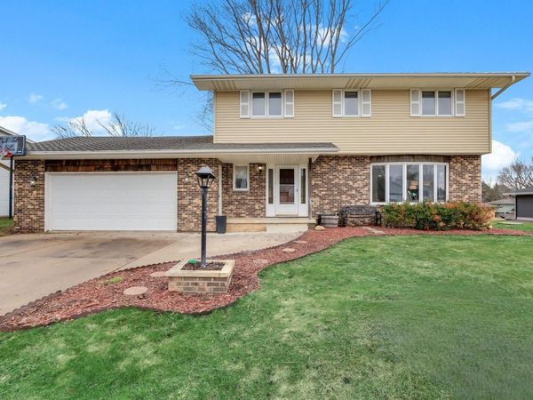 1209 Westwood Drive SW, Faribault, MN 55021