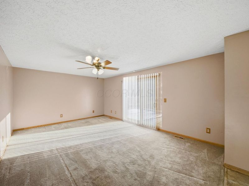 376 Galloway Ridge Drive, Galloway, OH 43119 Photo 16