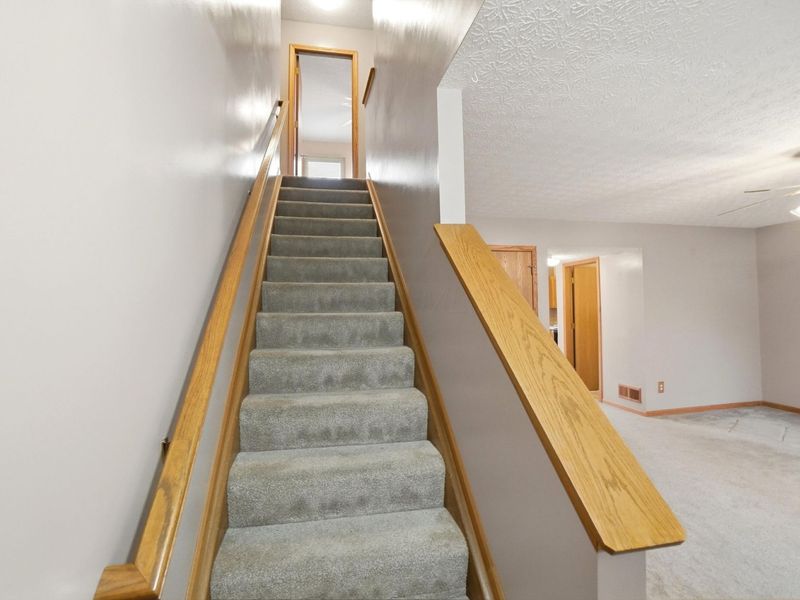 376 Galloway Ridge Drive, Galloway, OH 43119 Photo 18