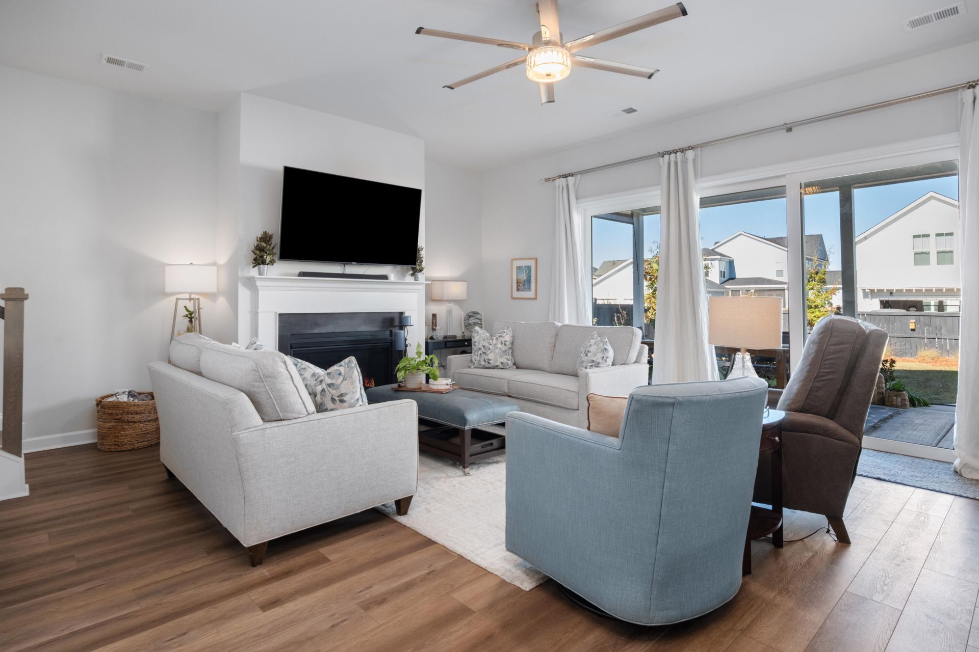 716 Blueway Avenue Photo 22