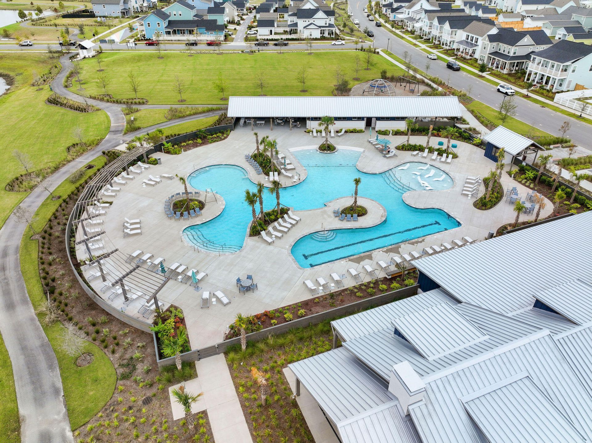 716 Blueway Avenue Photo 52