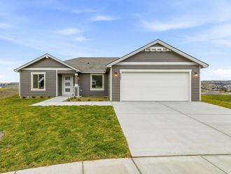 6485 W 29th Ct Kennewick, WA 99338