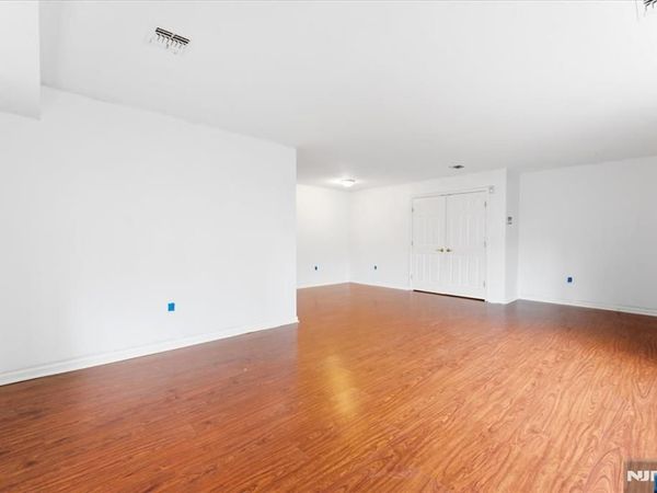 179 Roseland Avenue, CALDWELL, NJ 07006