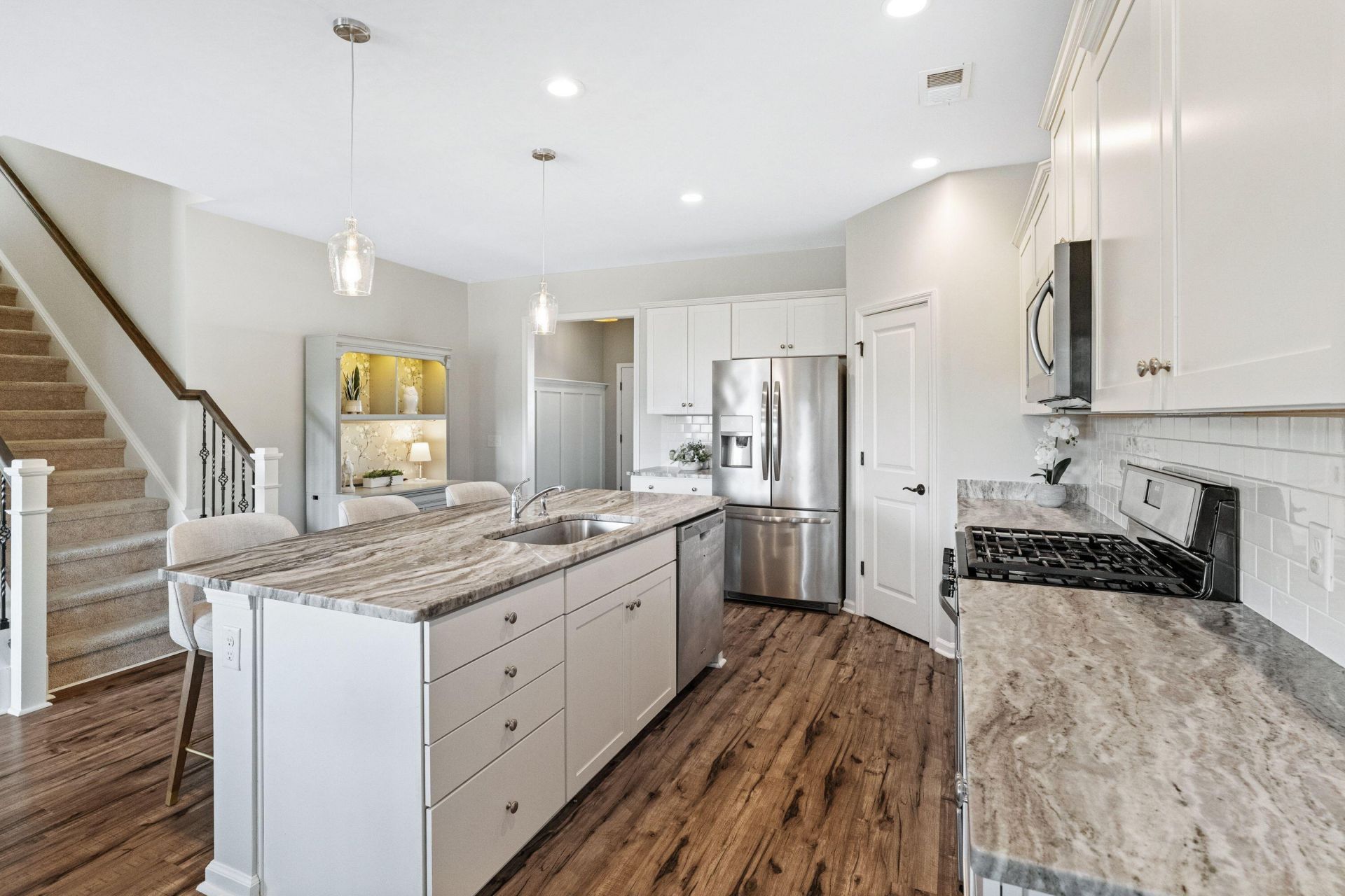 2016 Lanneau Lane Photo 14