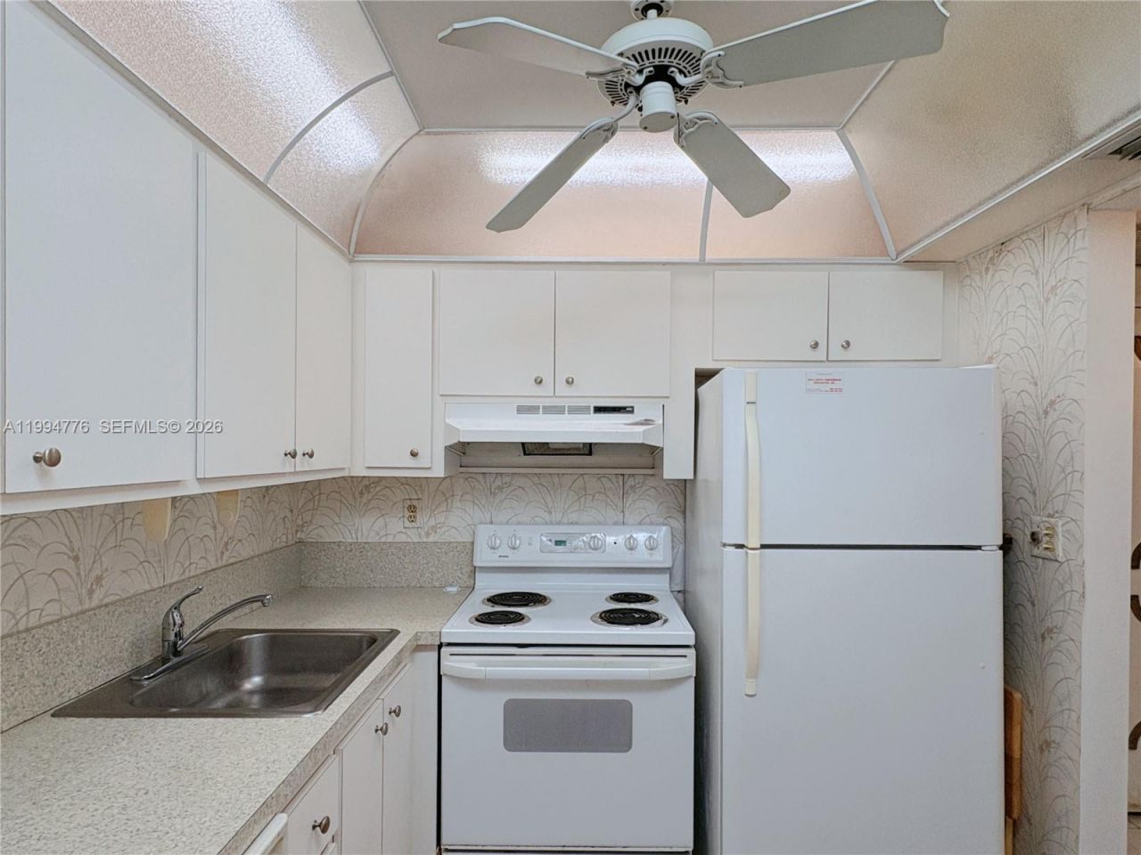 210 172nd St , Unit 333, Sunny Isles Beach, FL 33160 Photo