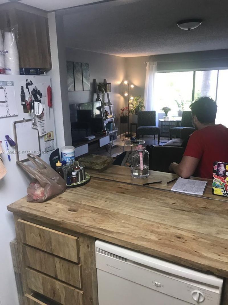 9301 SW 92nd Ave , Unit 308C, Miami, FL 33176 Photo