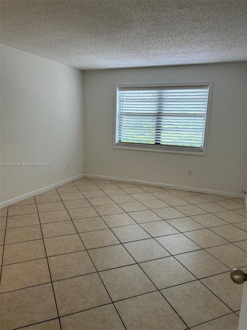 9301 SW 92nd Ave , Unit 308C, Miami, FL 33176 Photo