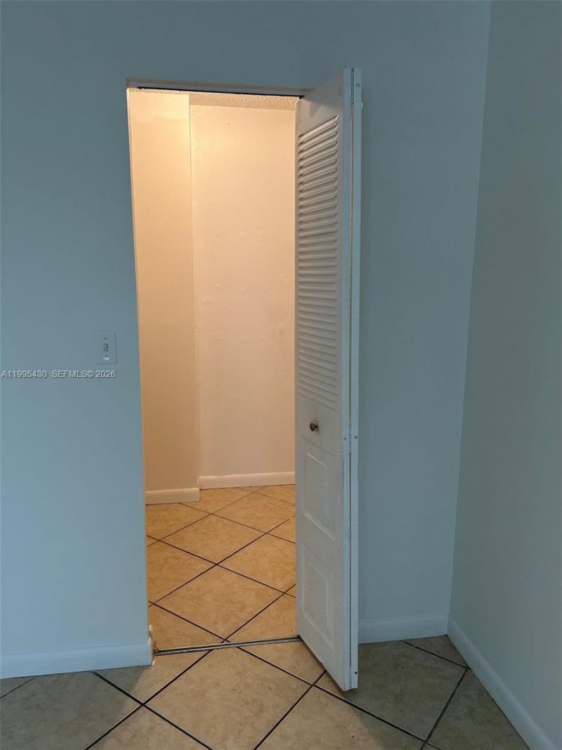 9301 SW 92nd Ave , Unit 308C, Miami, FL 33176 Photo