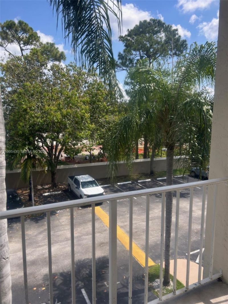 9301 SW 92nd Ave , Unit 308C, Miami, FL 33176 Photo