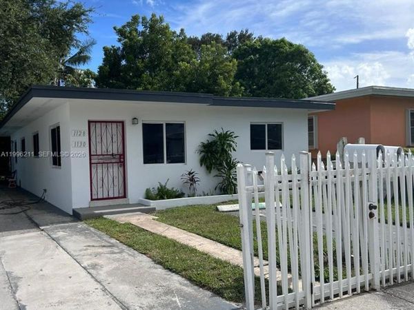 1128 NW 76th St , Miami, FL 33150