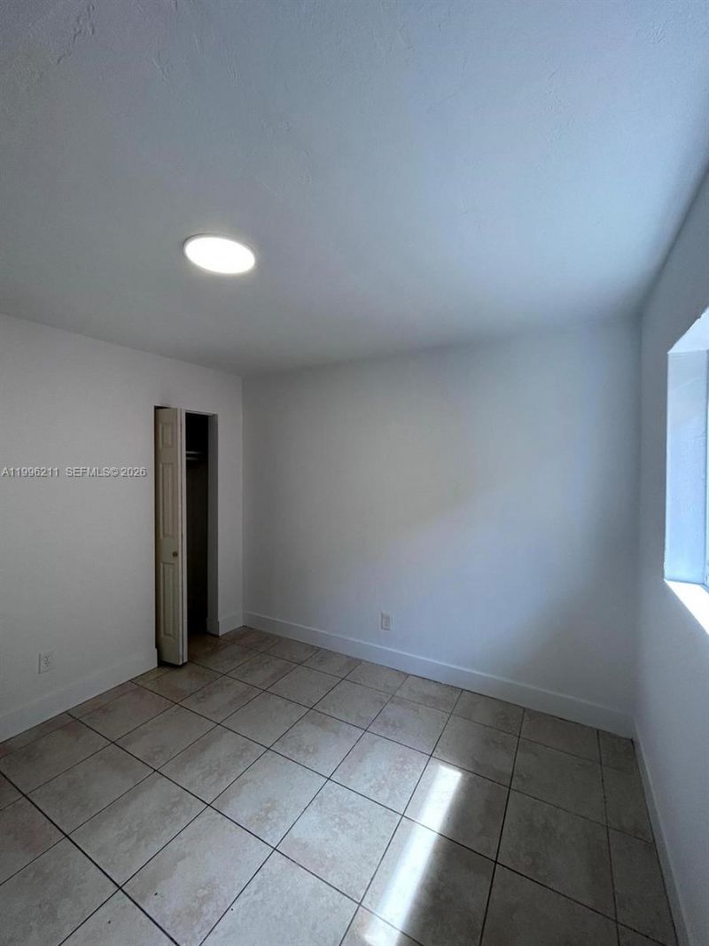 1128 NW 76th St, Miami, FL 33150 Photo