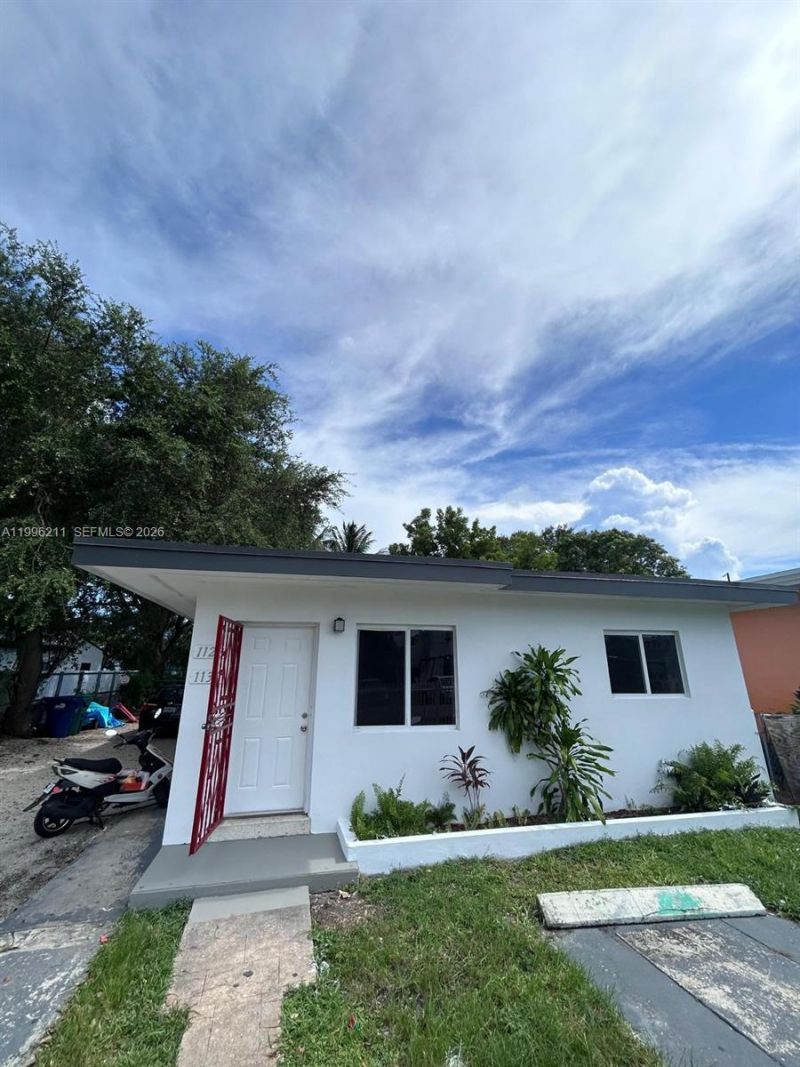 1128 NW 76th St, Miami, FL 33150 Photo