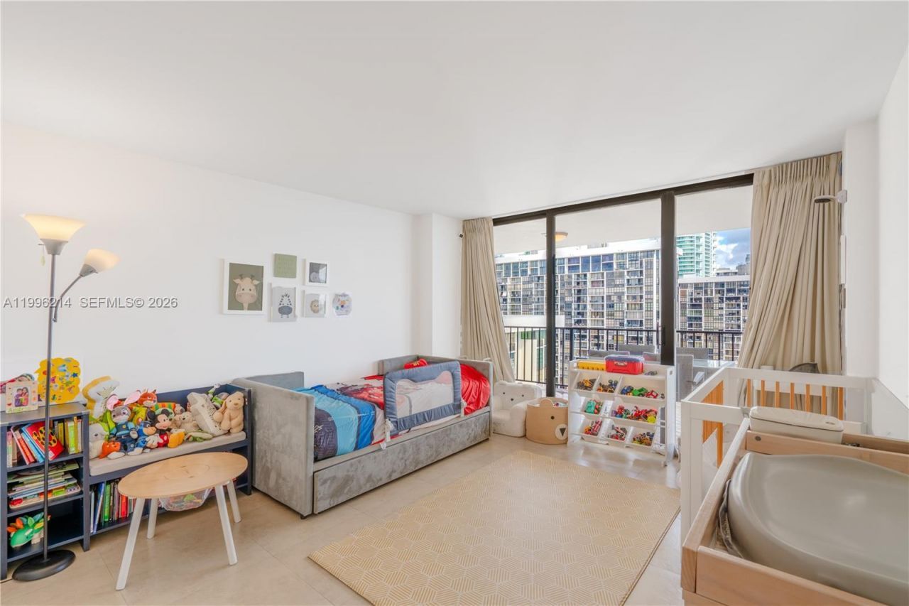 1925 Brickell Ave, Unit D2006, Miami, FL 33129 Photo