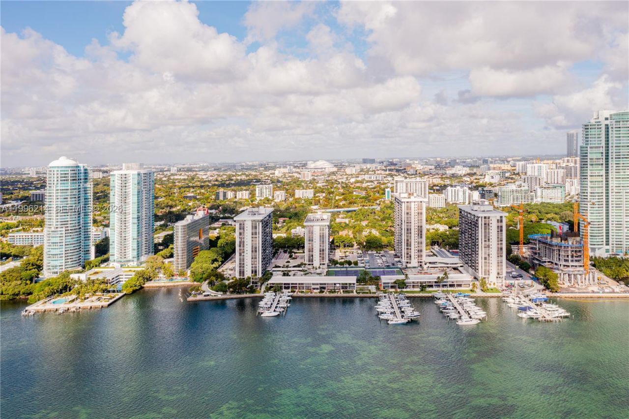 1925 Brickell Ave, Unit D2006, Miami, FL 33129 Photo