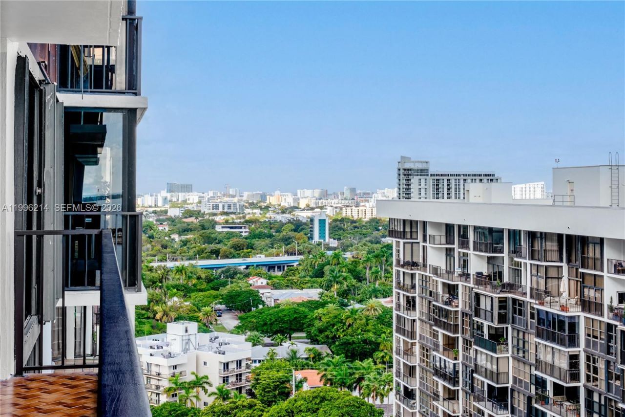 1925 Brickell Ave, Unit D2006, Miami, FL 33129 Photo